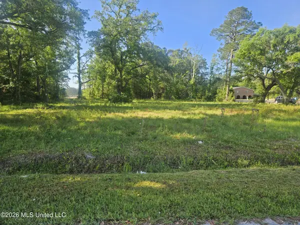 4909 Pacific Street, Bay Saint Louis, MS 39520