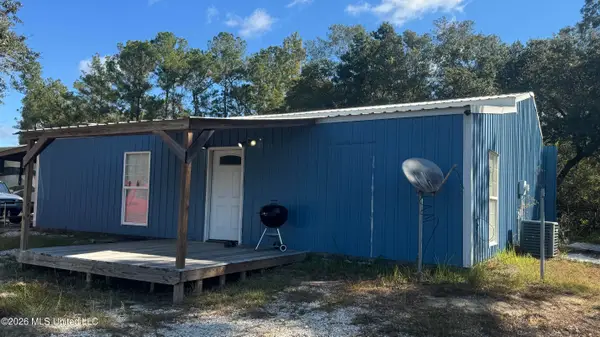 2301 Road 534, Kiln, MS 39556