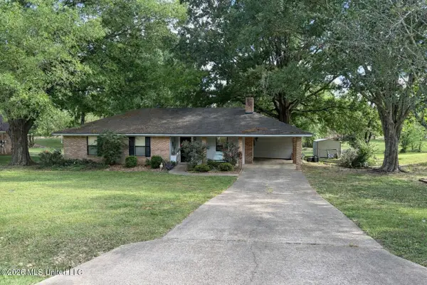 130 E Richland Circle, Richland, MS 39218