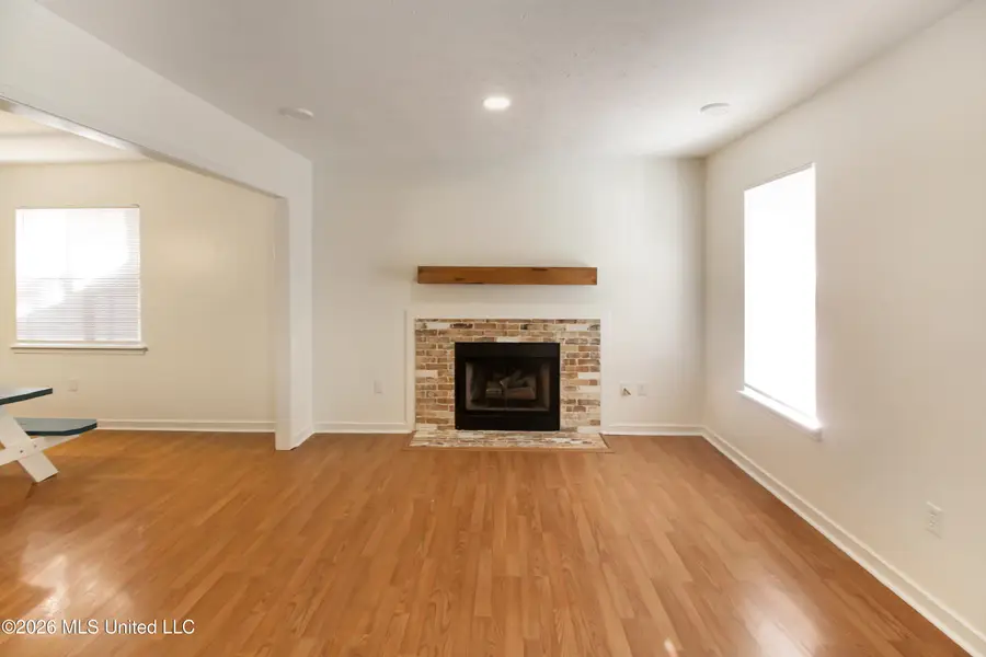 340 N Grove Circle, Brandon, MS 39047 - #3