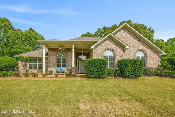 4278 W Elizabeth Circle, Olive Branch, MS 38654