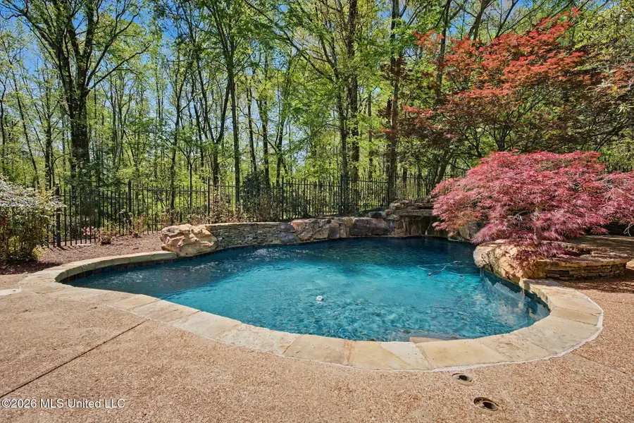 13921 Valley Oaks Drive, Olive Branch, MS 38654 - #2