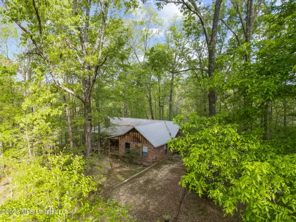 110 Beechtree, Vicksburg, MS 39183