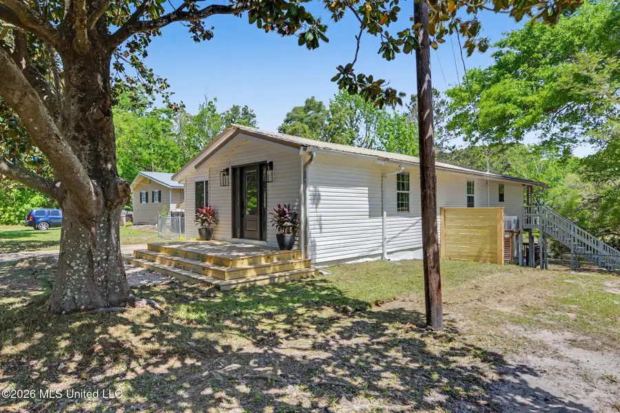 2512 Bahama Drive, Gautier, MS 39553 - #2