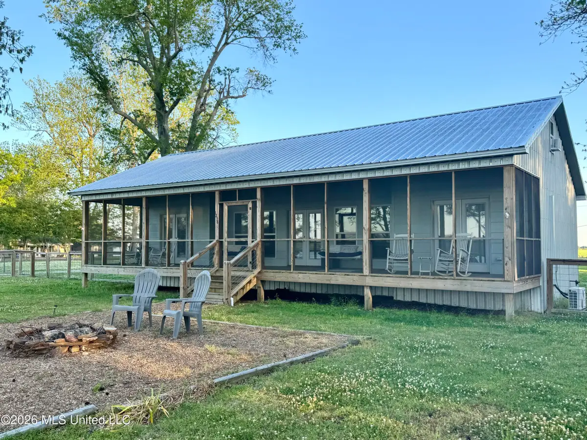 1238 Moon Lake Road, Dundee, MS 38626 - #1