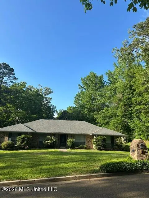 355 Lakewood Road, Vicksburg, MS 39180