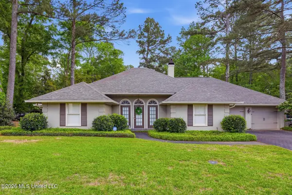 1525 Kristen Drive, Jackson, MS 39211