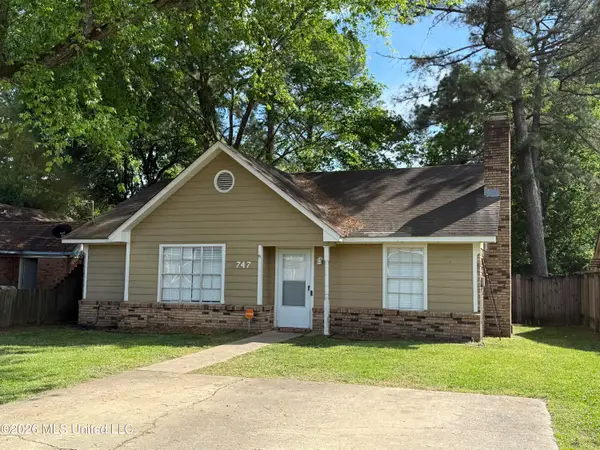 747 Clearmont Drive, Pearl, MS 39208