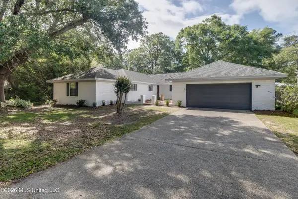 7 Keyser Lane, Gulfport, MS 39507