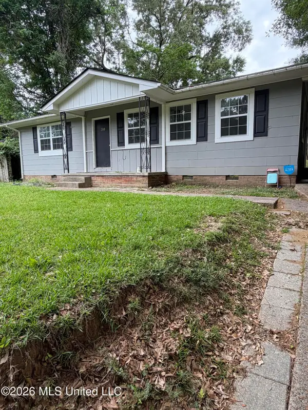 210 Holly Drive, Natchez, MS 39120