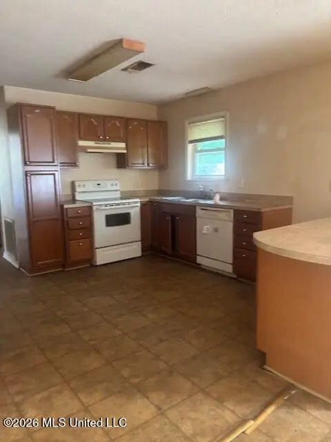 6221 Ball Park Road, Pass Christian, MS 39571 - #2