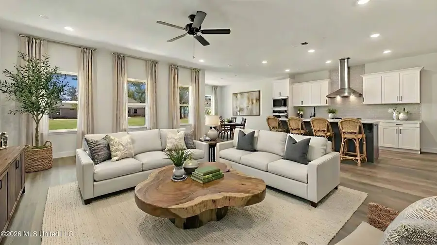 6636 Palm Pointe Drive, Ocean Springs, MS 39564 - #2