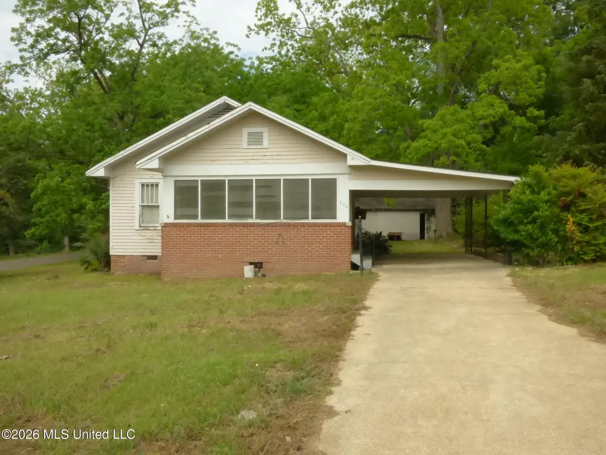 500 Poplar Street, Summit, MS 39666 - #1