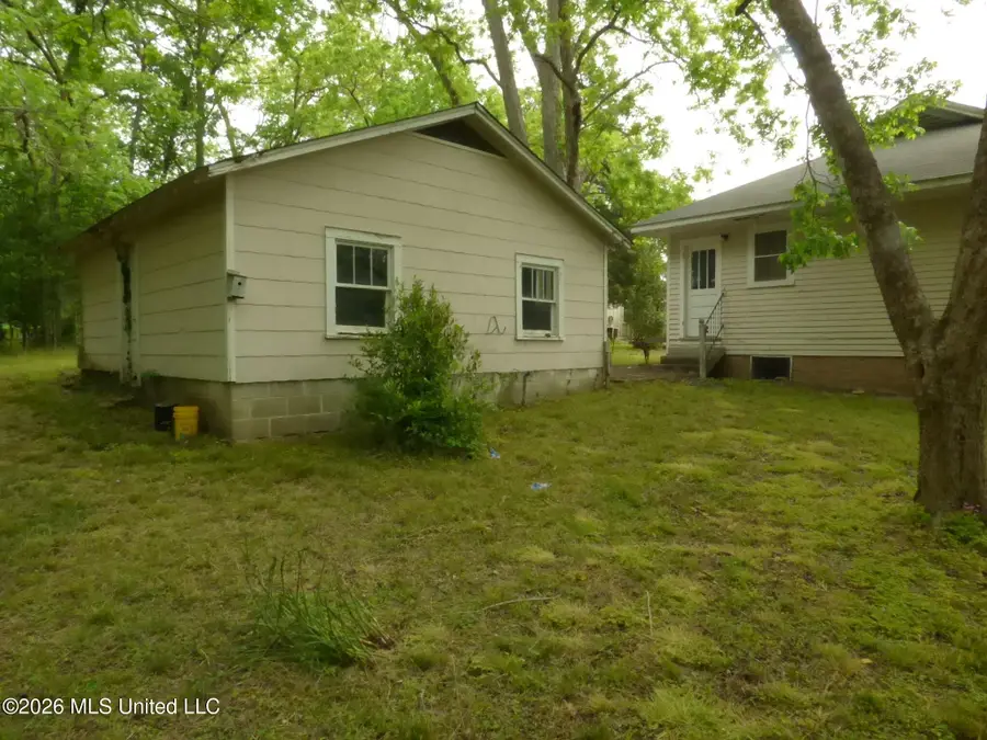 500 Poplar Street, Summit, MS 39666 - #3