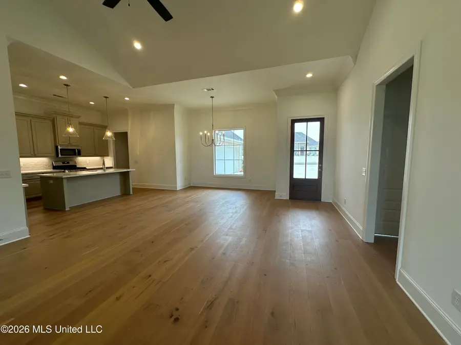 465 Aurora Circle, Canton, MS 39046 - #3