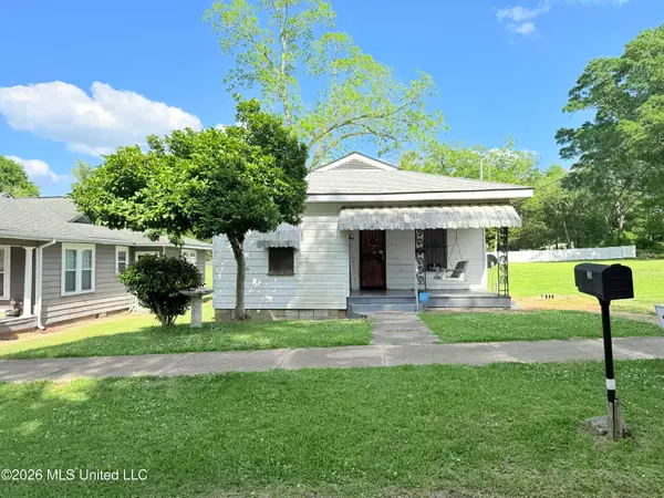 126 N Chestnut Street, McComb, MS 39648