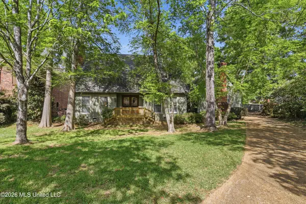 9 Avery Circle, Jackson, MS 39211