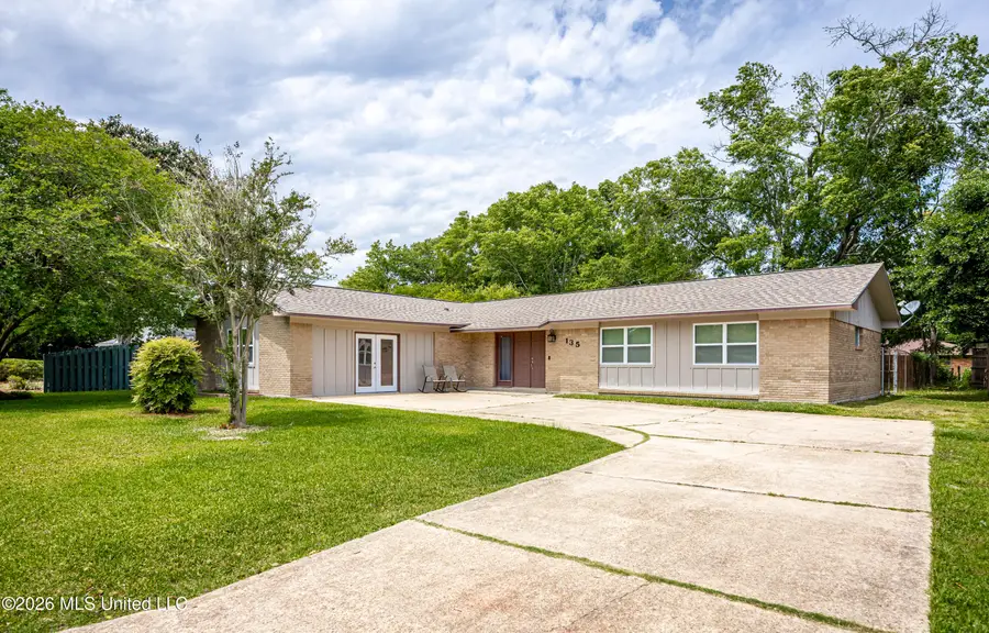 135 La Branche Avenue, Ocean Springs, MS 39564 - #3