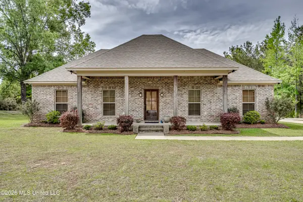 2401 Ratliff Road, Raymond, MS 39154