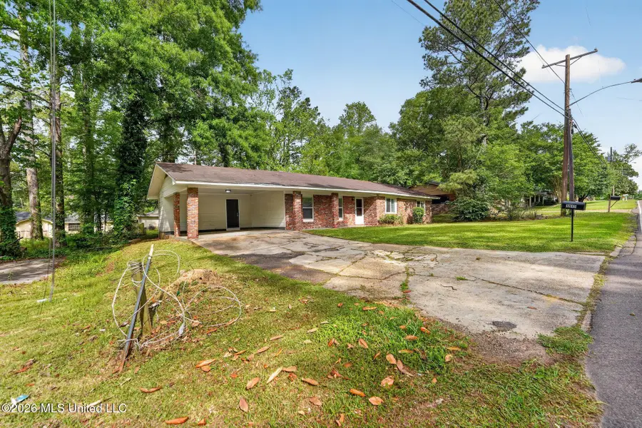 3045 Suncrest Drive, Jackson, MS 39212 - #2