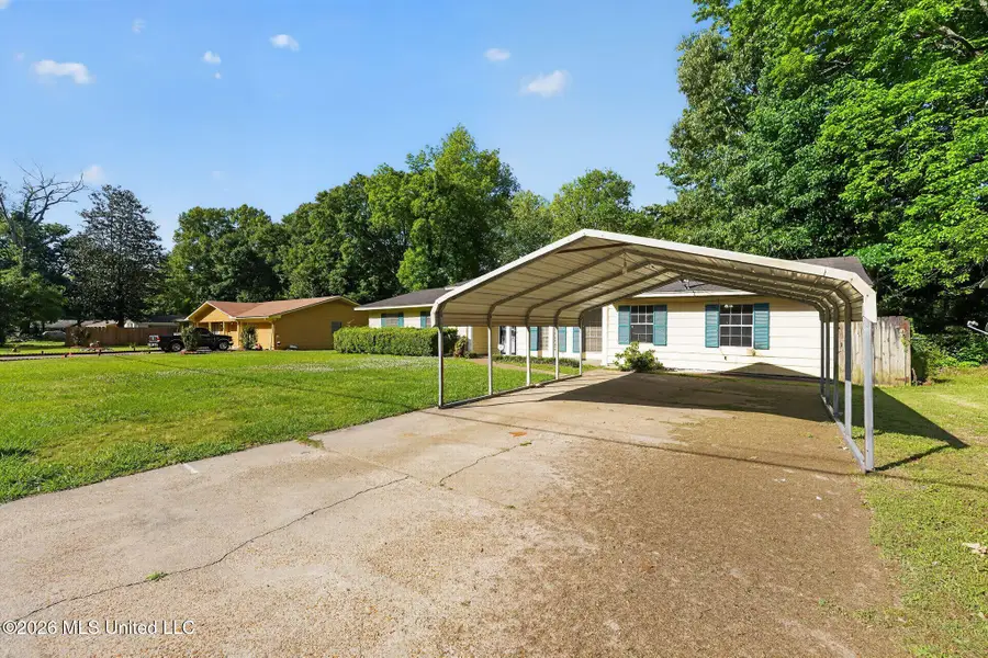 1327 Wooddell Drive, Jackson, MS 39212 - #3