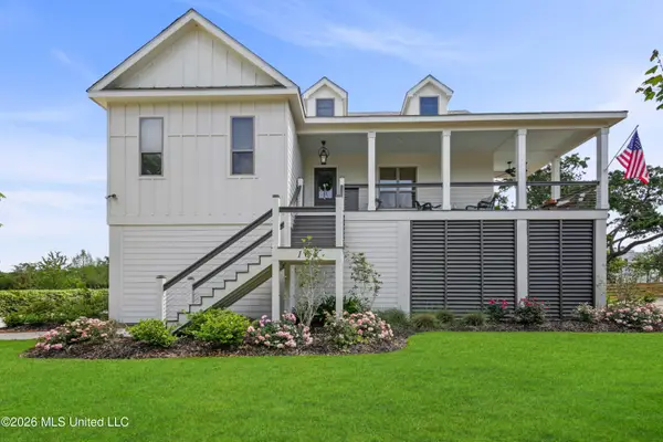 108 Barkley Drive, Pass Christian, MS 39571