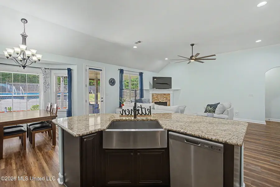 4253 Ridgemont Road, Olive Branch, MS 38654 - #2