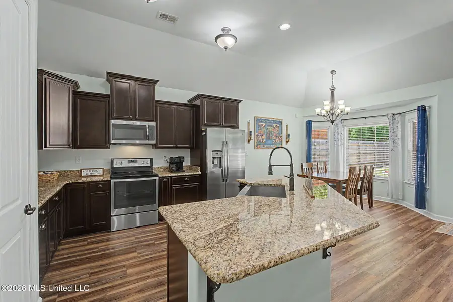 4253 Ridgemont Road, Olive Branch, MS 38654 - #3