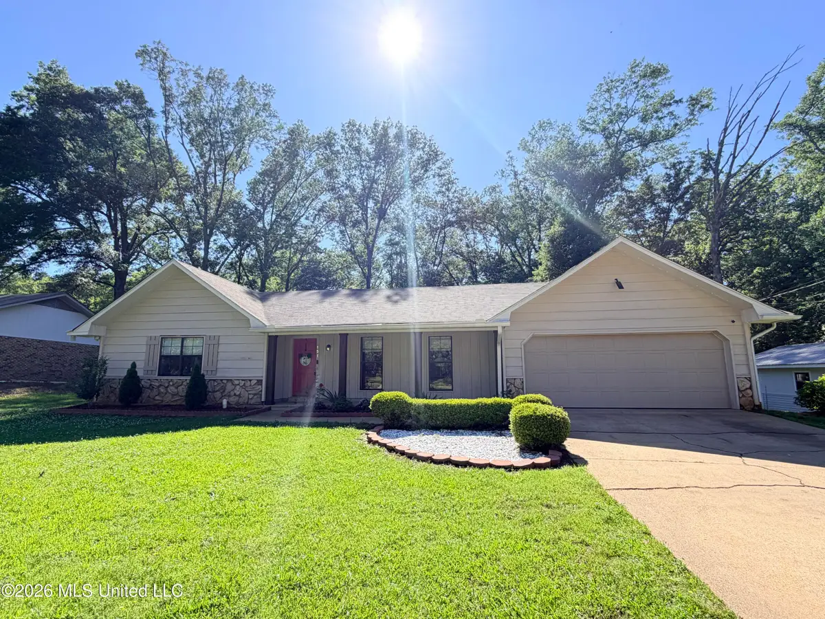 151 Oak Park Drive, Forest, MS 39074 - #1
