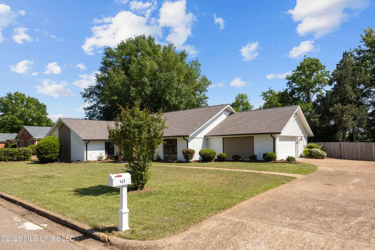 143 Rolling Meadows Drive, Jackson, MS 39211 - #1