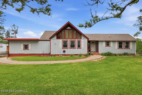 208 Holiday Road, Brandon, MS 39042