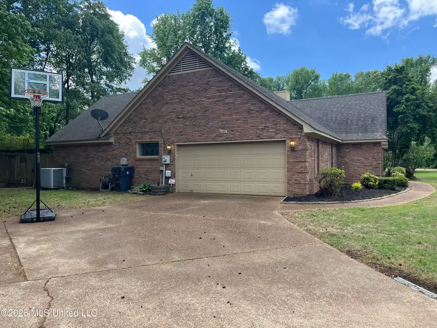 425 Augusta Drive, Hernando, MS 38632 - #2