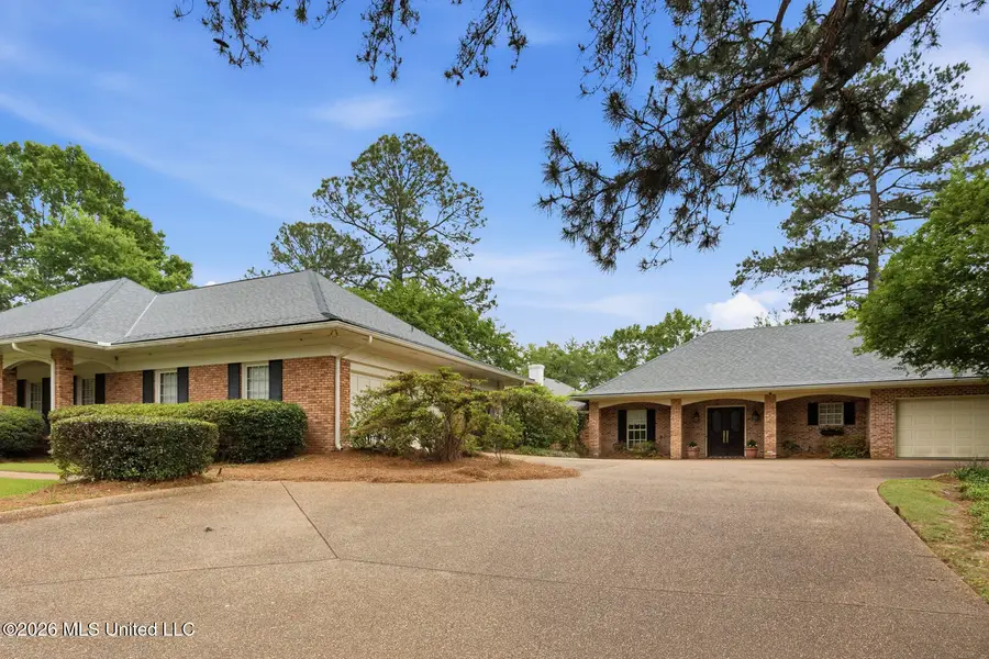 235 Brae Burn Drive, Jackson, MS 39211 - #3