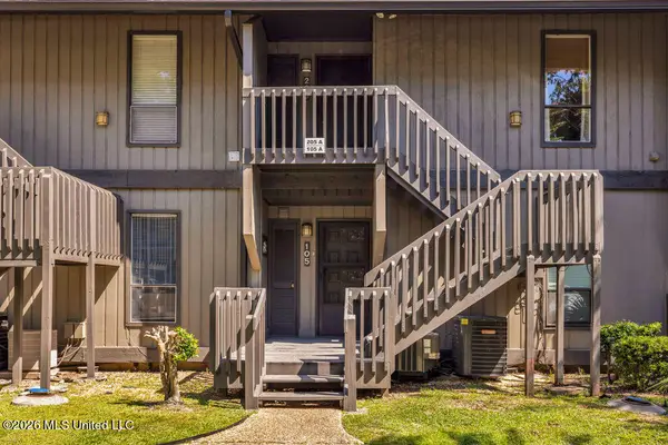 205 Lanai, Diamondhead, MS 39525