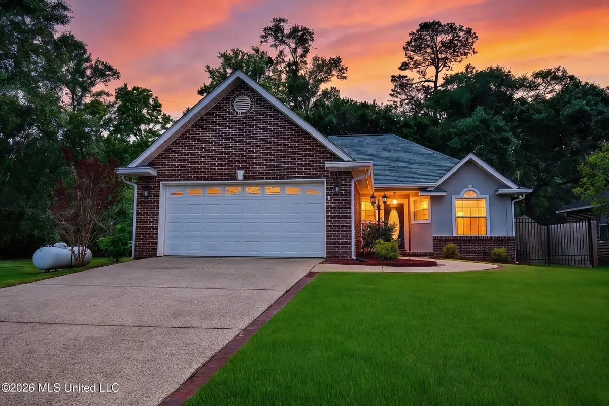 11607 Creekside Cove, Gulfport, MS 39503 - #1