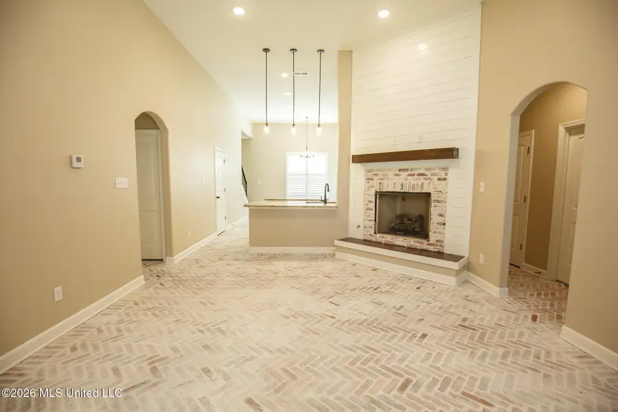 240 Crimsonwood Drive, Byhalia, MS 38611 - #2