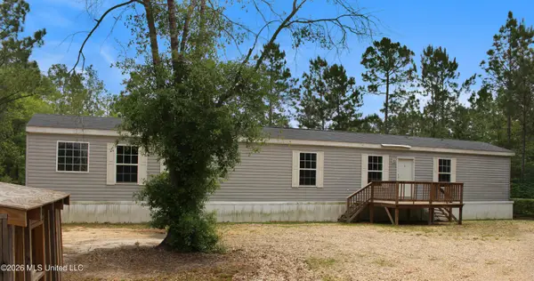 25200 Creek Cove, Perkinston, MS 39573