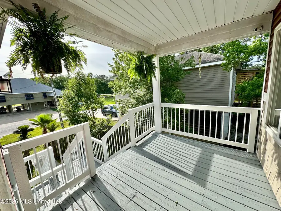 203 Pinewood Drive, Pass Christian, MS 39571 - #3