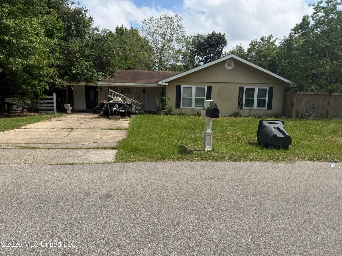 205 Pine Street, Waveland, MS 39576 - #1
