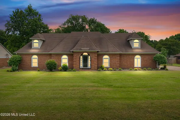 7254 Flower Creek Drive, Southaven, MS 38671