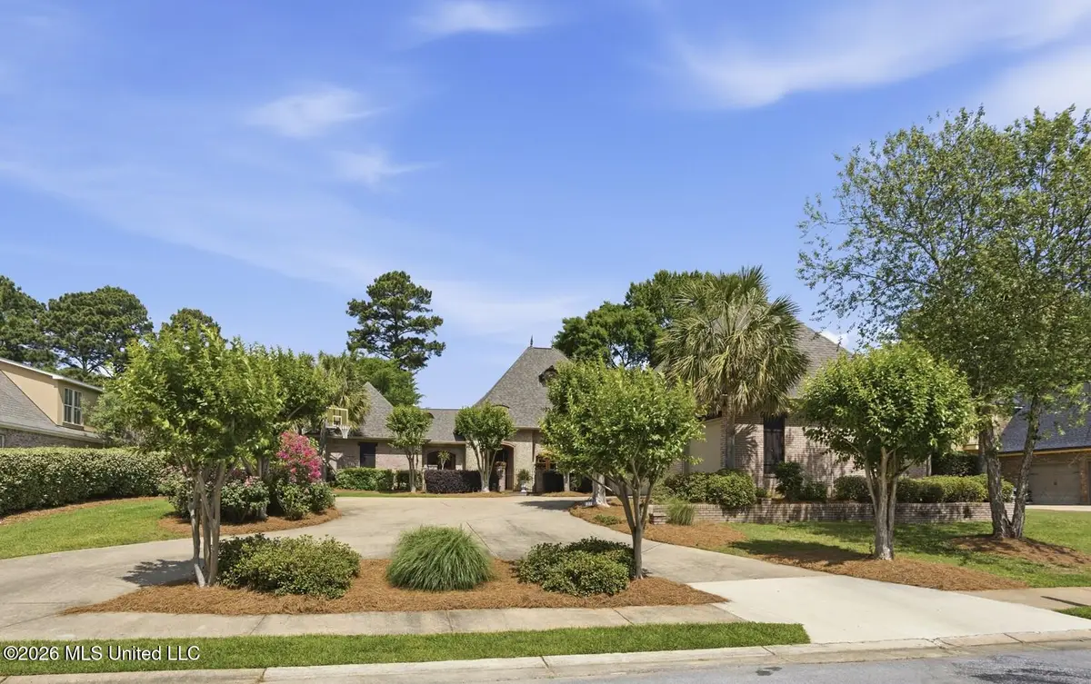 137 Peninsula Drive, Brandon, MS 39047 - #1