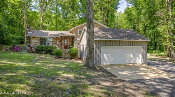 1382 Thunderbird Drive, Hernando, MS 38632