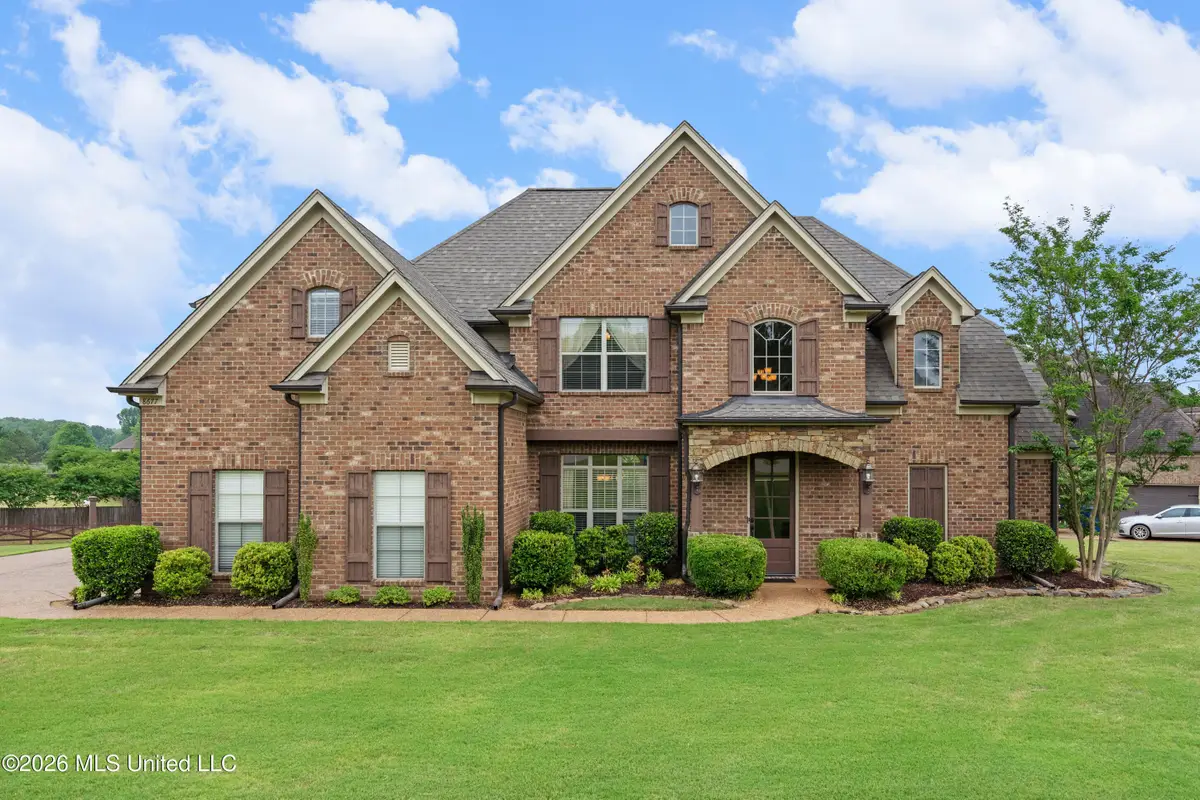 8677 Shallow Creek Drive, Olive Branch, MS 38654 - #1