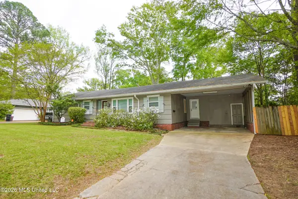 1923 Cherokee Drive, Jackson, MS 39211