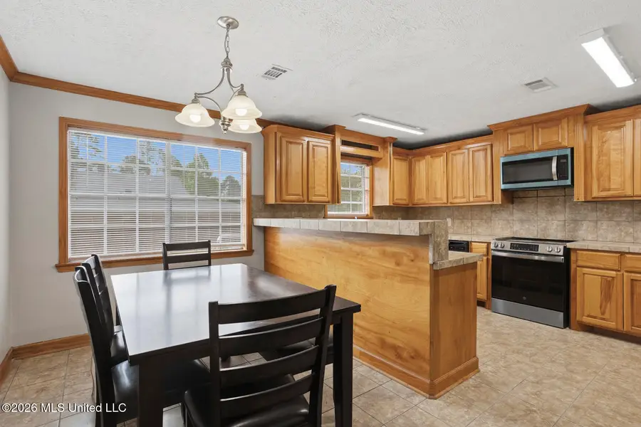 576 Woodson Drive, Jackson, MS 39206 - #3