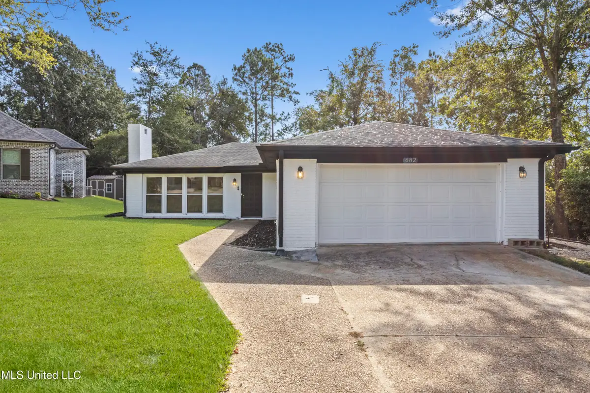 682 Auahi Place, Diamondhead, MS 39525 - #1