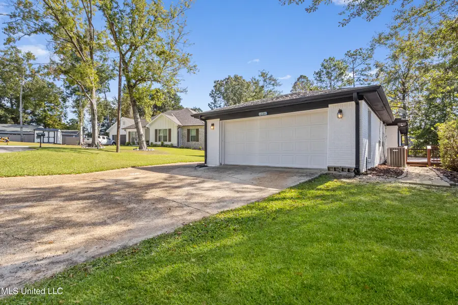 682 Auahi Place, Diamondhead, MS 39525 - #3