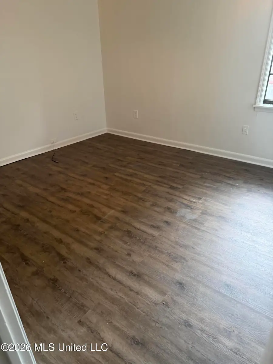 823 N Woodbury Road, Jackson, MS 39206 - #3