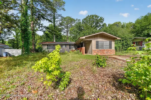 3027 Marwood Drive, Jackson, MS 39212