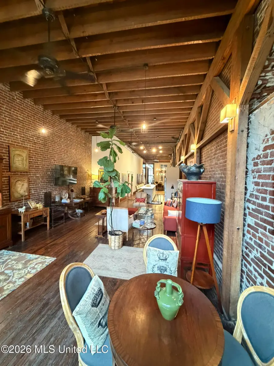 413 Franklin Street, Natchez, MS 39120 - #3